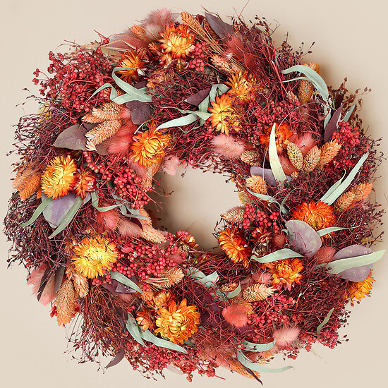 Dried flower wreath